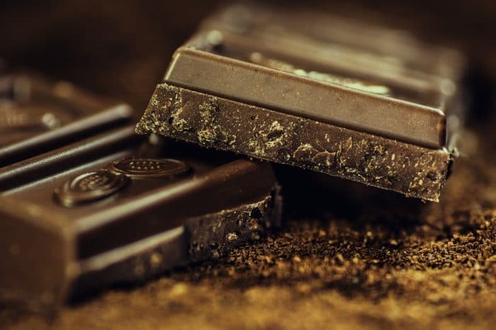 ciocolata neagra scade tensiunea arteriala