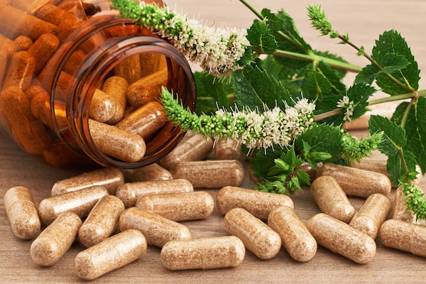 alegeți medicamente pe bază de plante care sunt sigure pentru consum