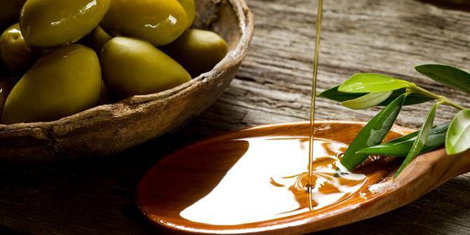 beneficiile uleiului de măsline, ulei de măsline pentru față, eficacitatea uleiului de măsline eficacitatea uleiului de măsline, beneficiile uleiului de măsline pentru față, beneficiile uleiului de măsline pentru păr