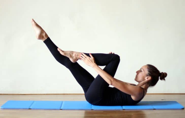 pilates stretch picior