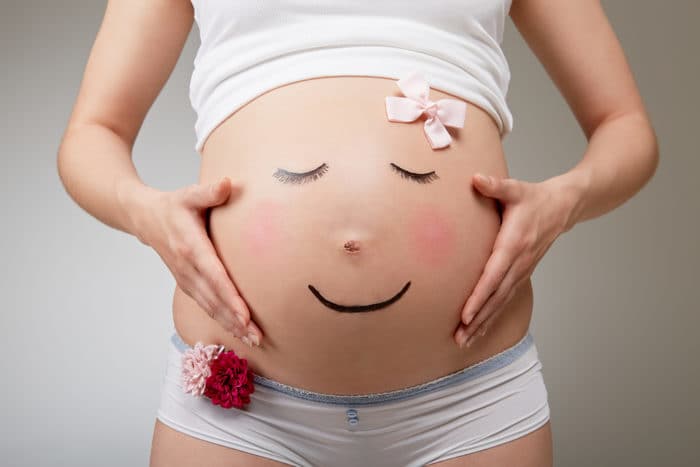 dezvoltarea fătului poate recunoaște fața în uter