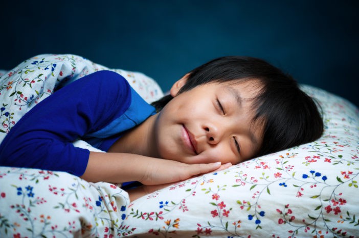 înălțimea crește atunci când copilul doarme